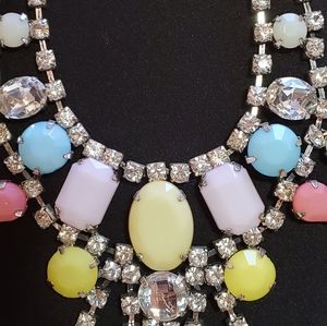 Costume jewelry cabachon necklace